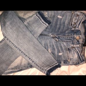 Ripped wash off jeans